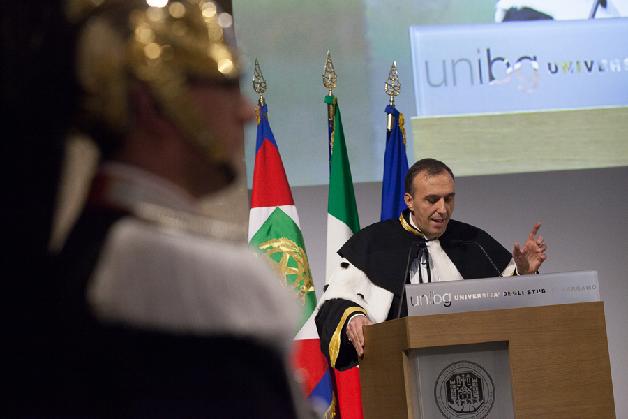 Prolusione del Rettore Prof. Remo Morzenti Pellegrini durante la Cerimonia di Inaugurazione dell'a.a. 2016-17