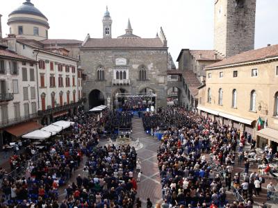 Graduation Day 2019 Piazza Vecchia