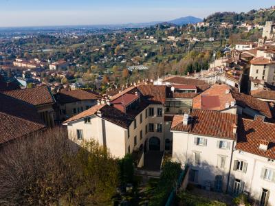 La sede di Rosate vista dall'alto