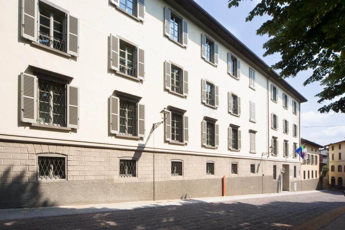 Ingresso sede di Pignolo