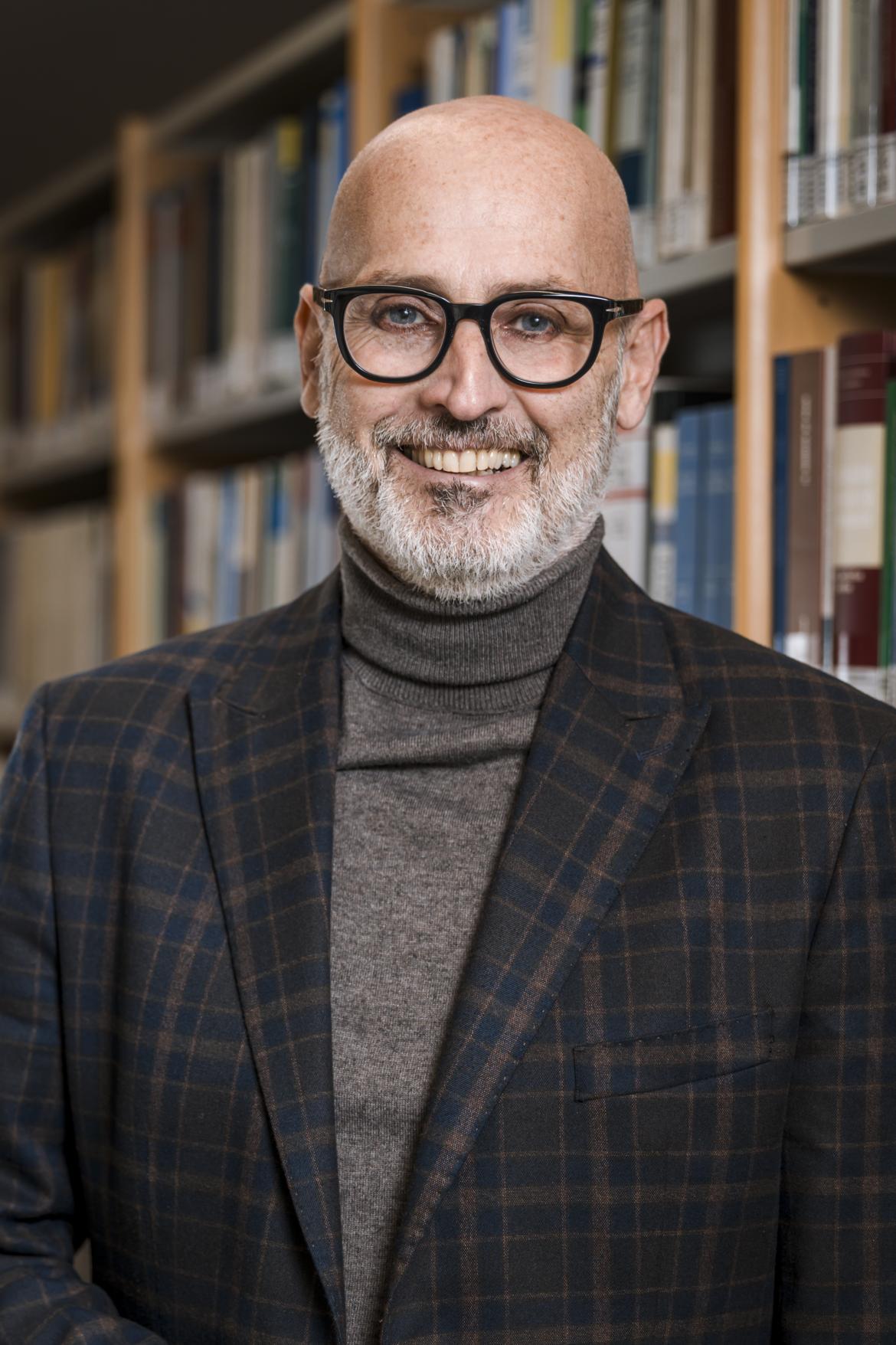 Prof. Tomelleri