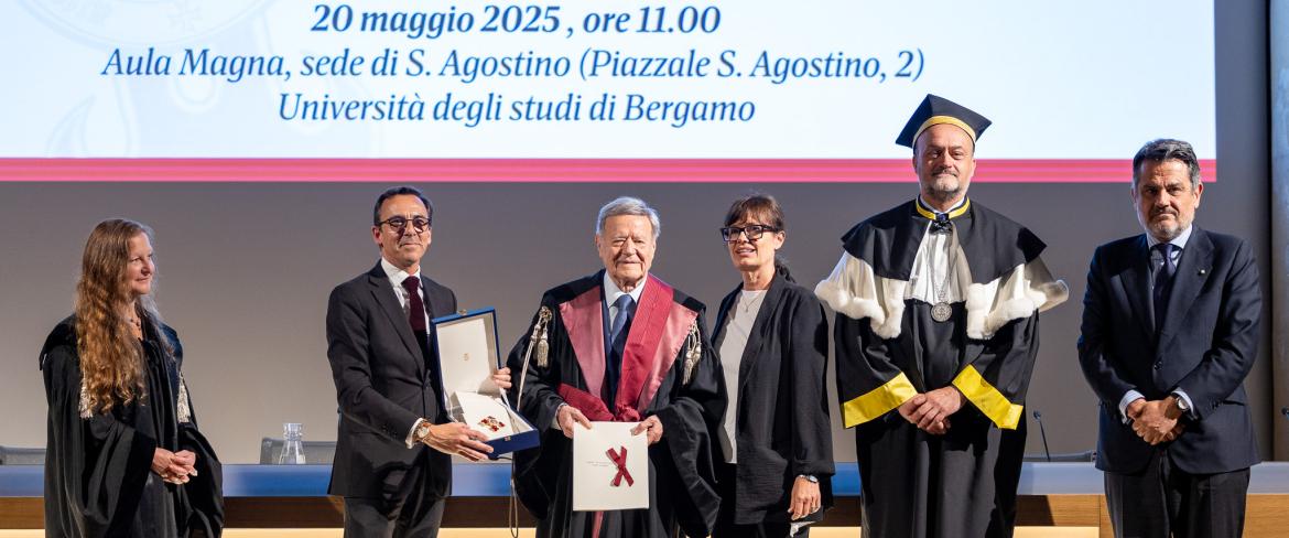 Consegna gran cruz