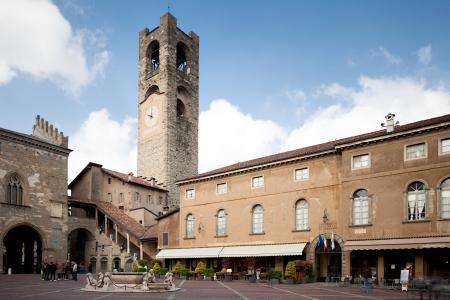 Sede storica dell'Università in Piazza Vecchia